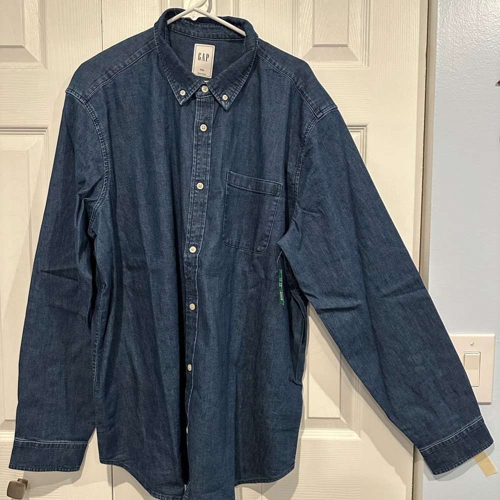GAP Men’s Denim LS Shirt
